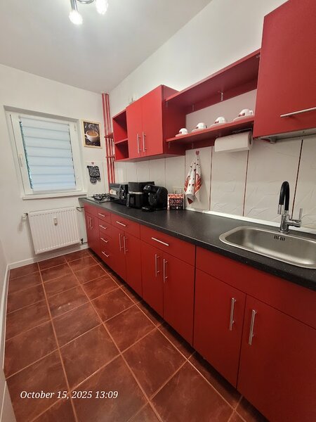 Tineretului parter, 1984